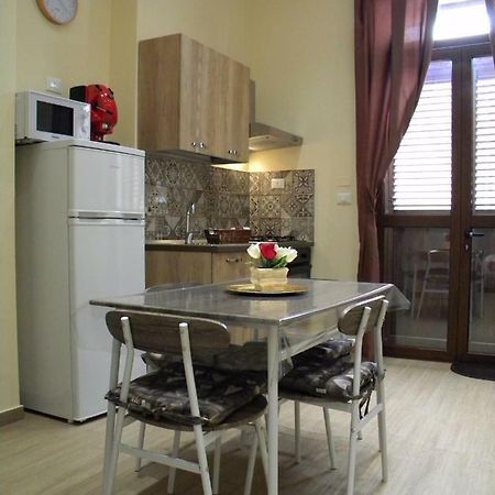 La Casetta Del Viale 13 巴勒莫 外观 照片