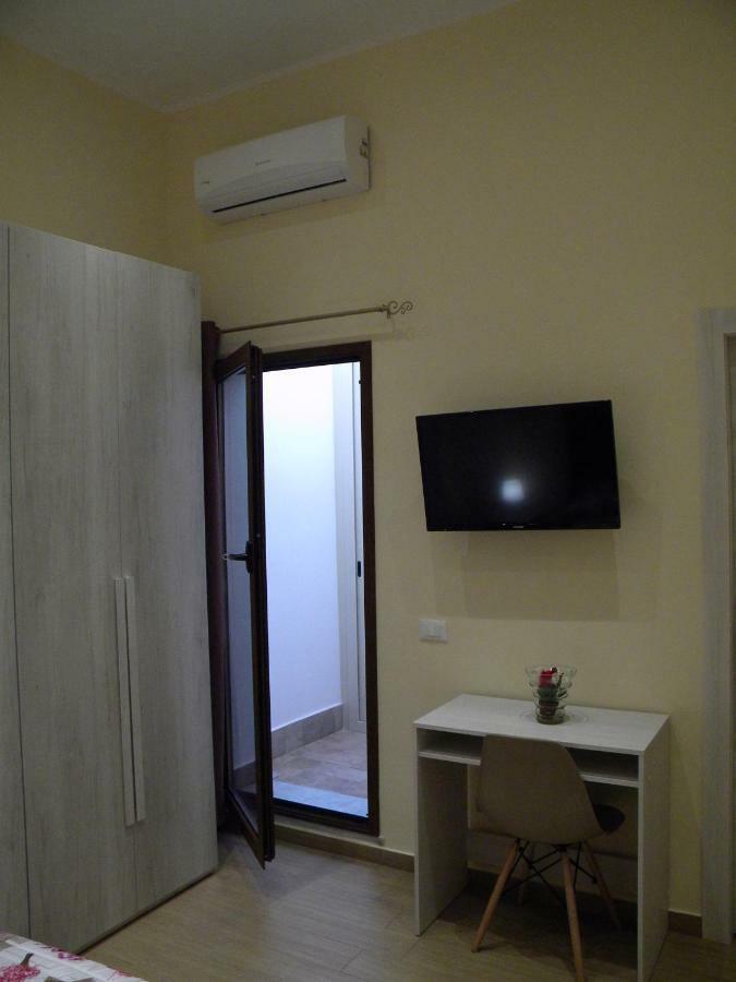 La Casetta Del Viale 13 巴勒莫 外观 照片